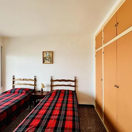 Monaco. Amplio 6 Personas En - Es-258-2